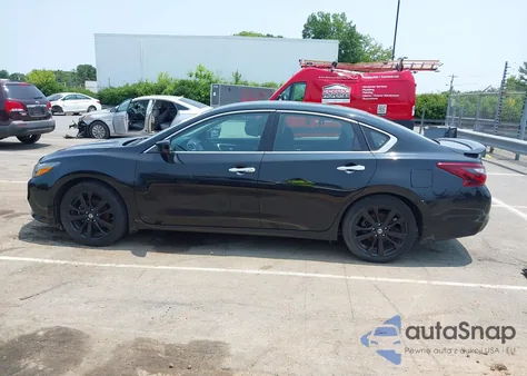 2017 Nissan Altima 2.5 Sr z USA, uszkodzony, nr VIN 1N4AL3AP9HC484064